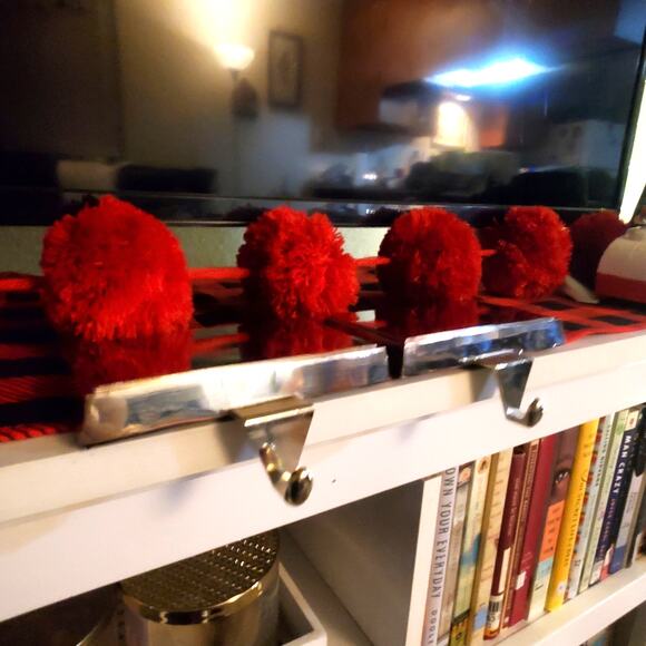 Christmas Holiday Stocking Shelf Mantle Holders Silver Chrome Plain Set of 6 - Picture 6 of 6